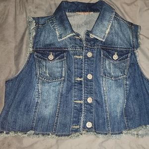 Jean Vest